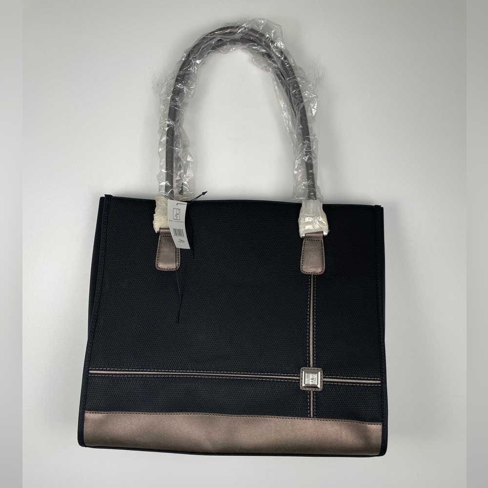 NWT Diane Von Furstenberg Black Structured Tote Quiet Luxury Corporate Core Bag